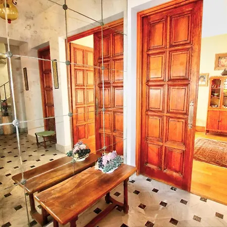 La Rara Centre * Beaulieu-sur-Mer