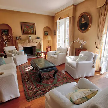 La Rara Centre Tatil Evi