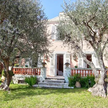 Tatil Evi La Rara Centre *