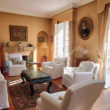 La Rara Centre Tatil Evi